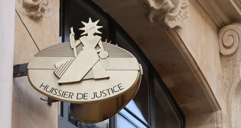Marianne des Huissiers de Justice
